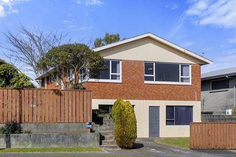 Photo of property in 11 Cumberland Street, Merrilands, New Plymouth, 4312