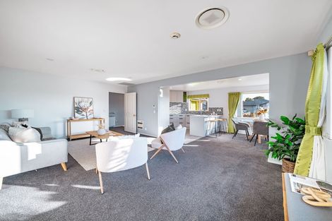 Photo of property in 112 Gayhurst Road, Dallington, Christchurch, 8061