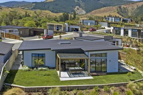 Photo of property in 23 Hill Tops Way, Stoke, Nelson, 7011