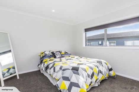Photo of property in 90c/2 Endeavour Drive, Whitby, Porirua, 5024