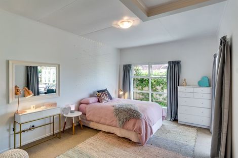 Photo of property in 41 Avondale Road, Taradale, Napier, 4112