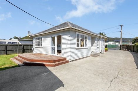 Photo of property in 80 Hyde Street, Wainuiomata, Lower Hutt, 5014
