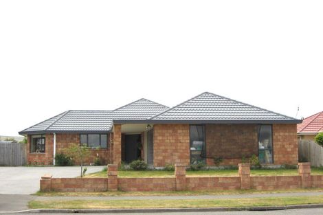 Photo of property in 21 Forest Drive, Parklands, Christchurch, 8083