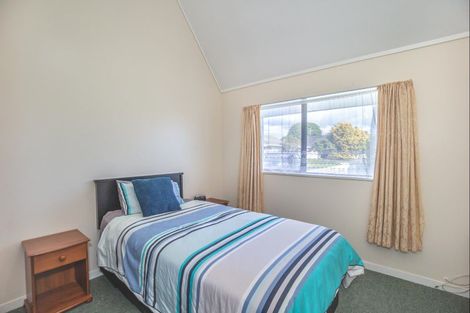 Photo of property in 9 Guilford Street, Levin, 5510