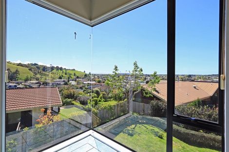 Photo of property in 49 Churchill Drive, Taradale, Napier, 4112