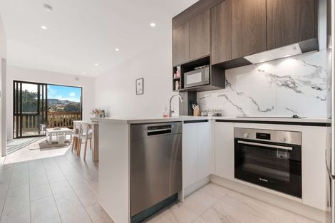 Photo of property in 4 St Claire Road, Silverdale, 0932