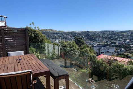 Photo of property in 14 Rice Crescent, Newlands, Wellington, 6037