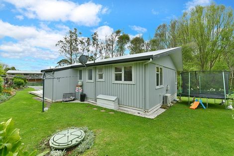 Photo of property in 136 Awaroa Road, Helensville, 0800