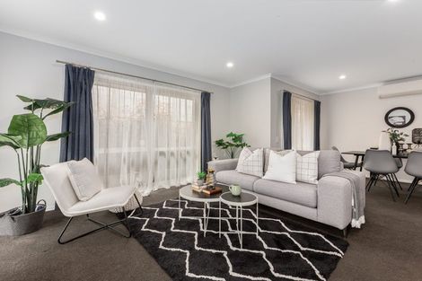 Photo of property in 26 Mooring Close, Whitby, Porirua, 5024