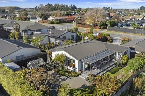 Photo of property in 12 Petries Road, Woodend, 7610