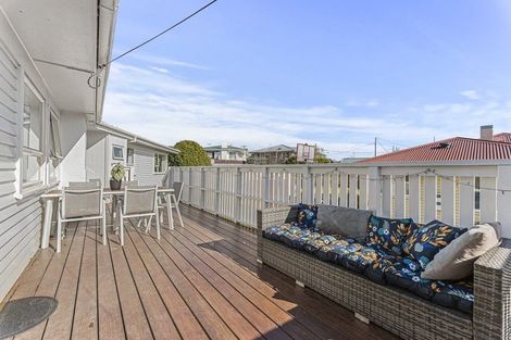 Photo of property in 6 Clearmont Crescent, Blagdon, New Plymouth, 4310