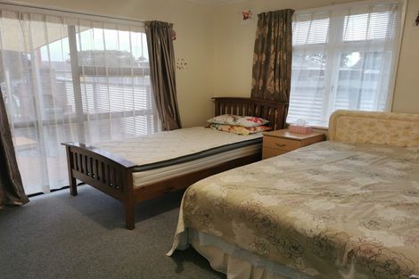 Photo of property in 21 Hinton Road, Taradale, Napier, 4112