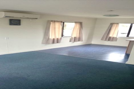 Photo of property in 2/23 Rata Street, New Lynn, Auckland, 0600