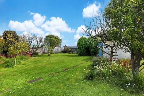 Photo of property in 5 Gloag Street, Waverley, 4510