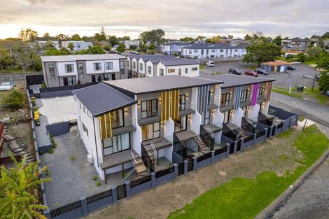 Photo of property in 10/21 Hazards Road, Weymouth, Auckland, 2103