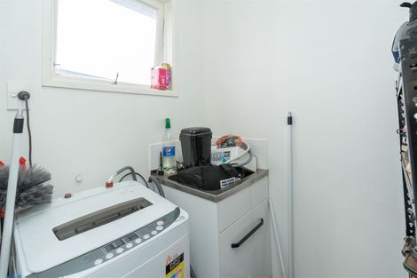 Photo of property in 143a Avalon Drive, Nawton, Hamilton, 3200