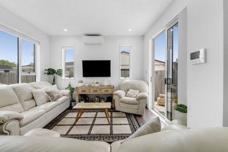Photo of property in 3/73 Huia Road, Papatoetoe, Auckland, 2025