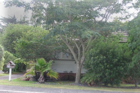 Photo of property in 13 Trafalgar Road, Milford, Auckland, 0620