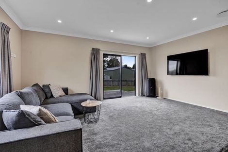 Photo of property in 7 Manatu Lane, Inglewood, 4330