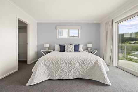Photo of property in 17 Glendermid Close, Sawyers Bay, Port Chalmers, 9023