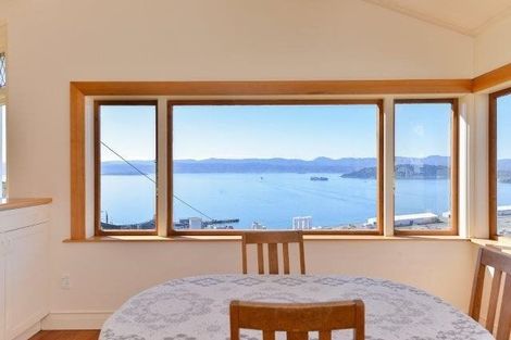 Photo of property in 8 Lower Watt Street, Wadestown, Wellington, 6012