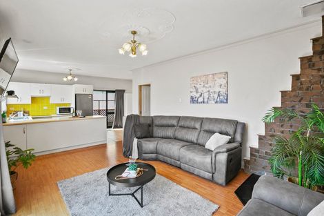 Photo of property in 143 Ngamotu Road, Spotswood, New Plymouth, 4310