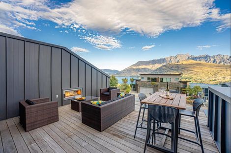 Photo of property in St Andrews Park, 42a Highview Terrace, Queenstown, 9300
