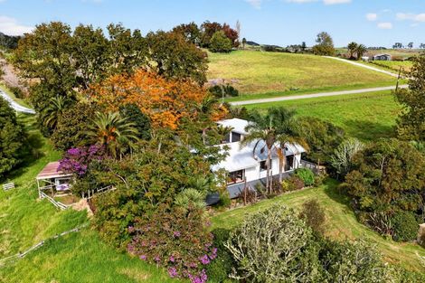 Photo of property in 95 Marshall Road, Kaiwaka, 0573