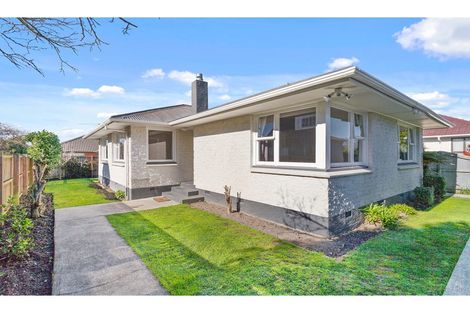 Photo of property in 74 Russley Road, Russley, Christchurch, 8042