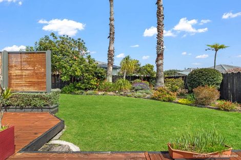 Photo of property in 22 Waitoa Street, Waiuku, 2123