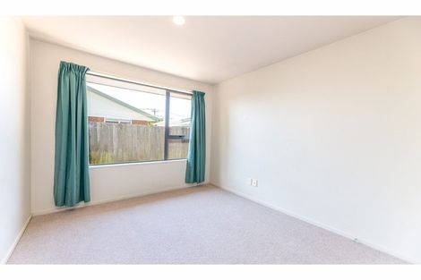 Photo of property in 15 Matlock Street, Woolston, Christchurch, 8062