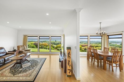 Photo of property in 15 Aurora Avenue, Welcome Bay, Tauranga, 3112