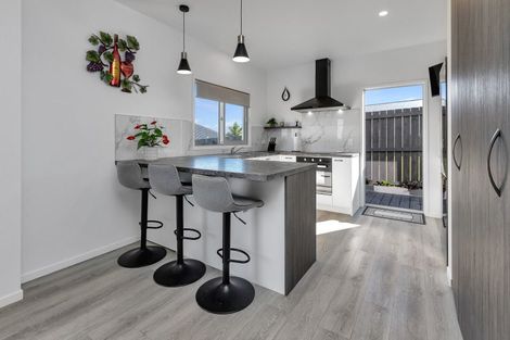 Photo of property in 11 Sea Dune Place, Ruakaka, 0116