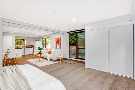 Photo of property in 8 Rydal Place, Southgate, Wellington, 6023