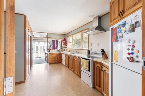 Photo of property in 76 Dundas Road, Sanson, 4817