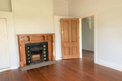 Photo of property in 37 Gresford Street, Edgeware, Christchurch, 8013