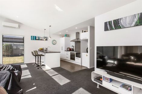 Photo of property in 37 Flint Road, Rolleston, 7614