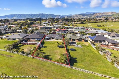 Photo of property in 10 Cottonwood Close, Paraparaumu Beach, Paraparaumu, 5032