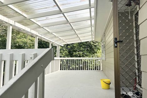 Photo of property in 2 Cushla Place, Massey, Auckland, 0614