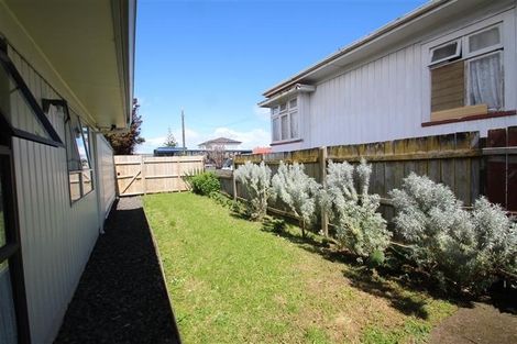 Photo of property in 1/735 Massey Road, Mangere, Auckland, 2022