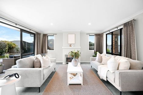 Photo of property in 6 Compton Grove, Huntington, Hamilton, 3210
