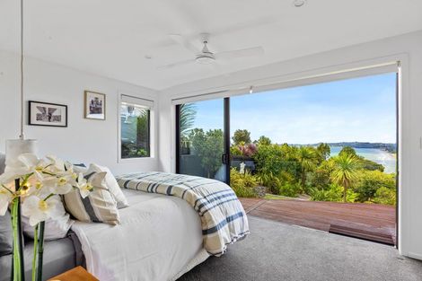 Photo of property in 10 Hillcrest Road, Hatfields Beach, Orewa, 0931