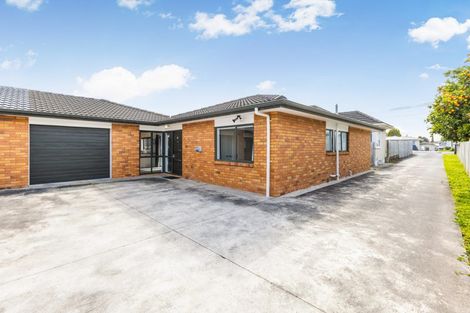 Photo of property in 2/14 Prictor Street, Papakura, 2110