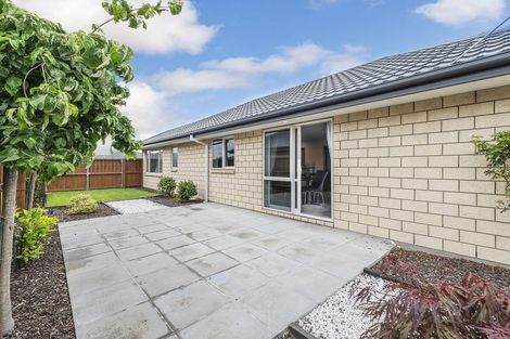 Photo of property in 35 Burford Way, Rolleston, 7615