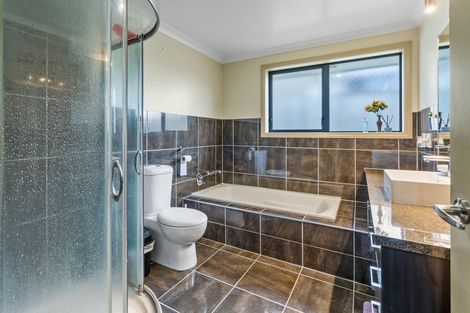 Photo of property in 6 Grandvista Drive, Green Island, Dunedin, 9018