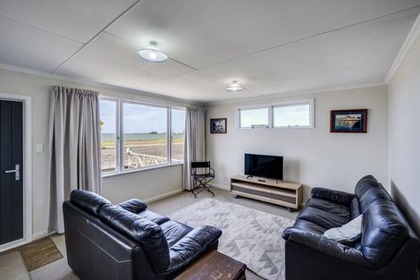 Photo of property in 64 The Esplanade, Westshore, Napier, 4110