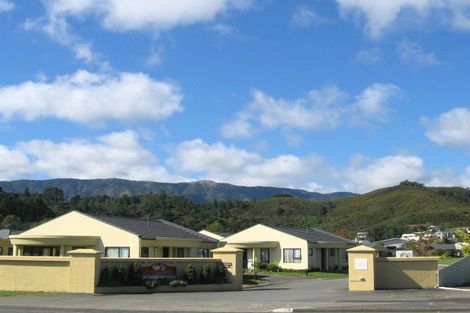 Photo of property in 10/1094 Fergusson Drive, Clouston Park, Upper Hutt, 5018