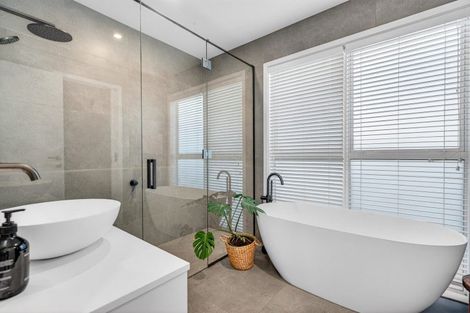 Photo of property in 38 Orchard Road, Greytown, 5712