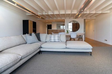 Photo of property in Waterloo Quay Apartments, 305/28 Waterloo Quay, Pipitea, Wellington, 6011