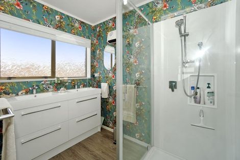 Photo of property in 12b Hastings Street, Te Puke, 3119